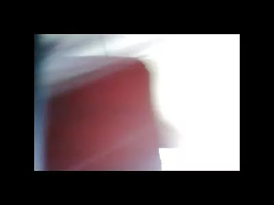 თვალდახუჭული ქერა აძლევს მინეტს
